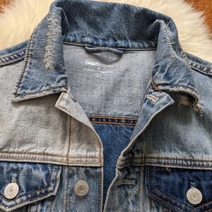 Gap kids unisex distressed Jean jacket